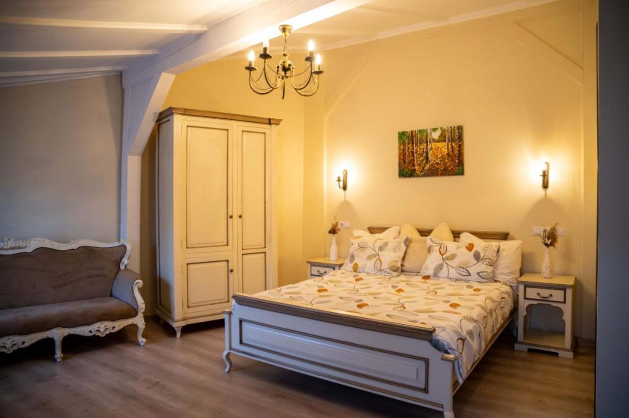 Oldtownvilla Studio Central Sibiu Luaran gambar