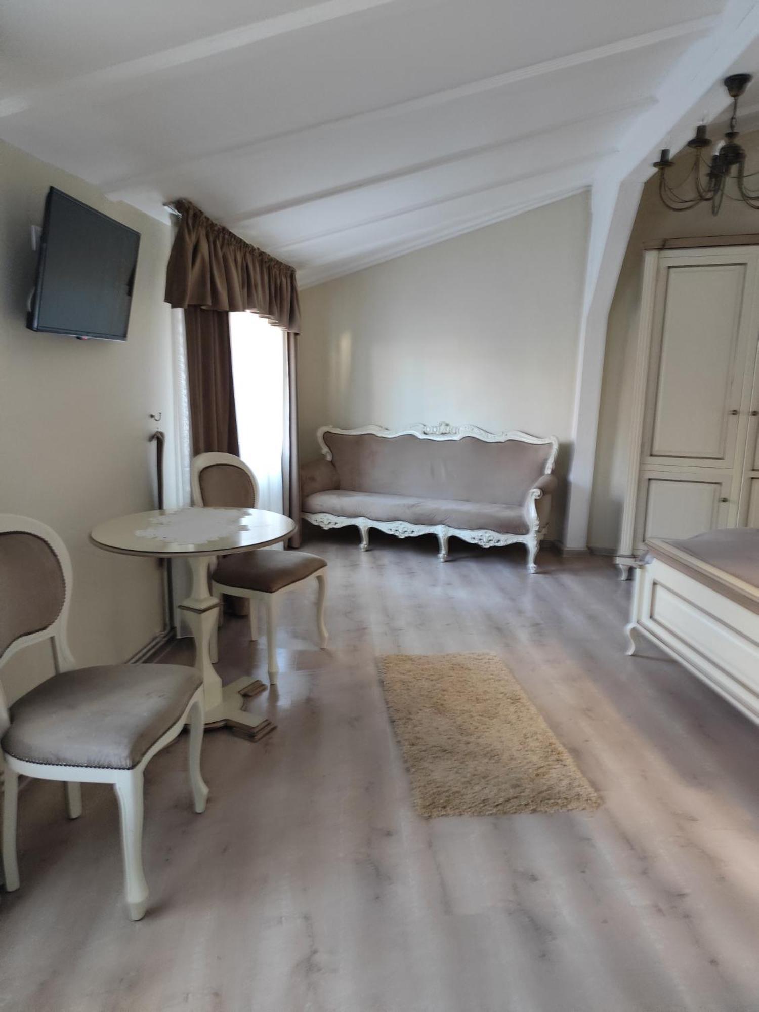 Oldtownvilla Studio Central Sibiu Luaran gambar